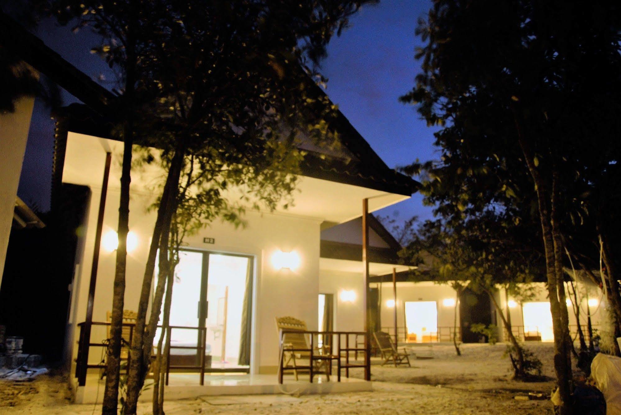 Home Stay Resort Koh Rong Sanloem Exteriör bild