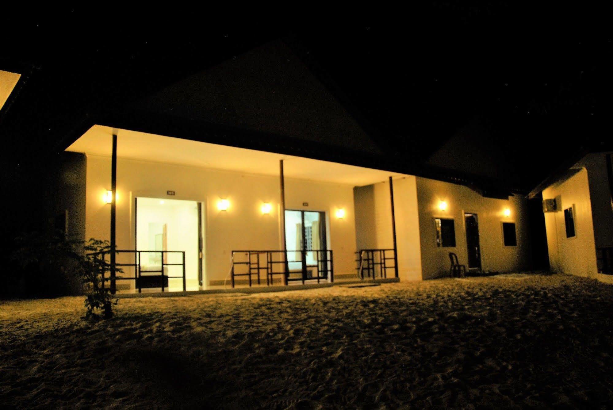 Home Stay Resort Koh Rong Sanloem Exteriör bild